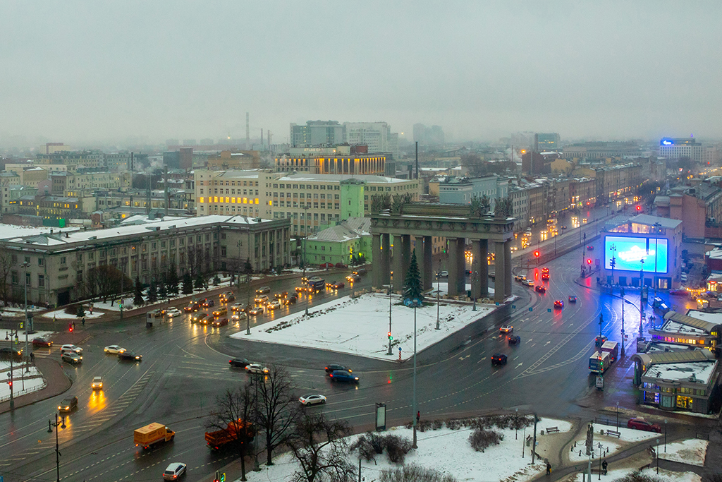 С видом на Московский проспект